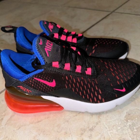 Women’s Nike 270 - Picture 1 of 2